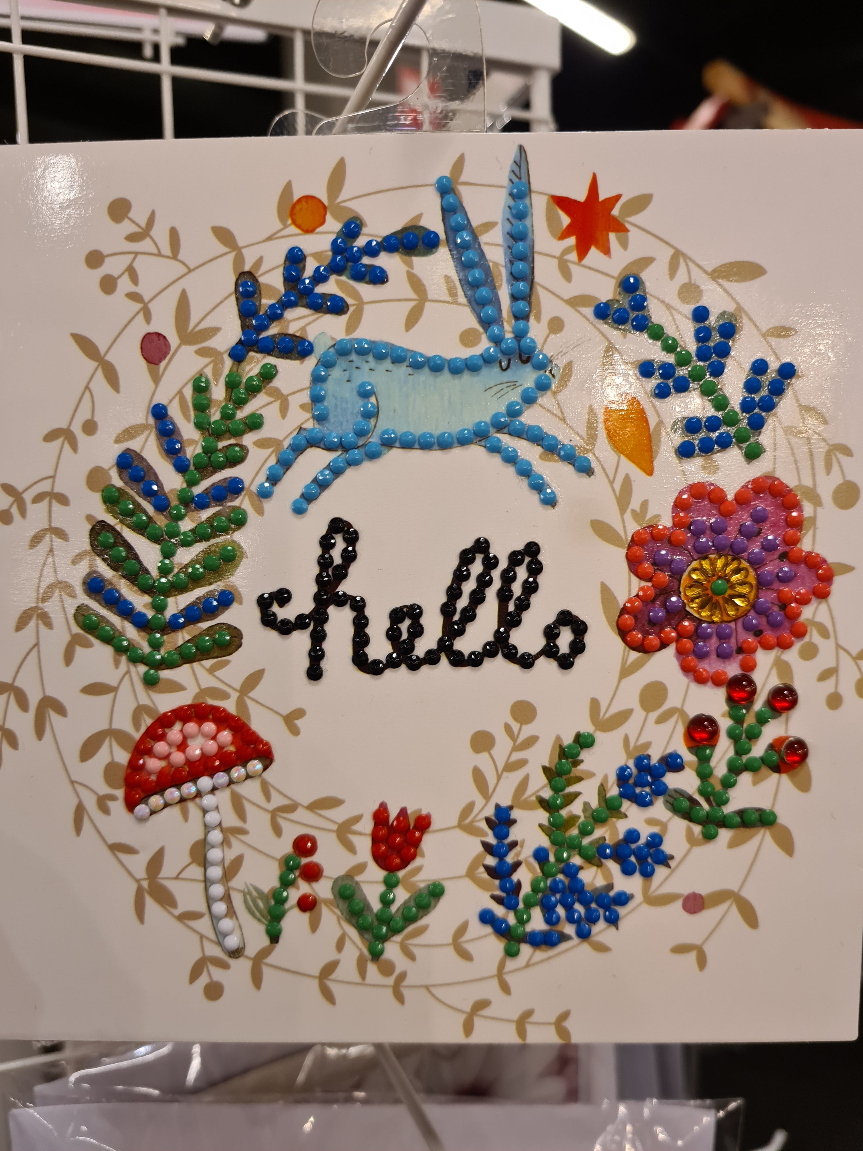 Wenskaart Hello met Haas en bloemen